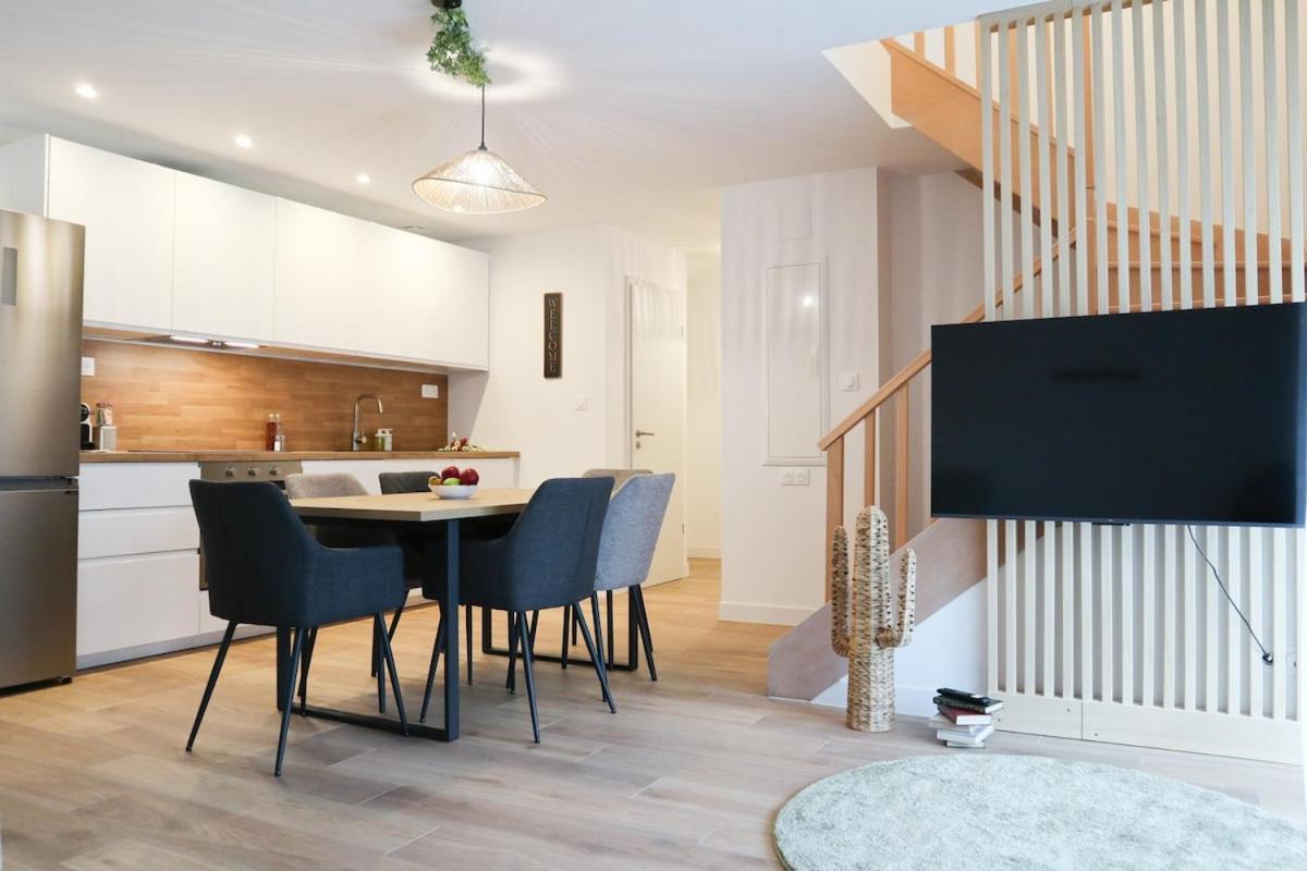 Duplex Echanges Complices ,frontiere Apartment *